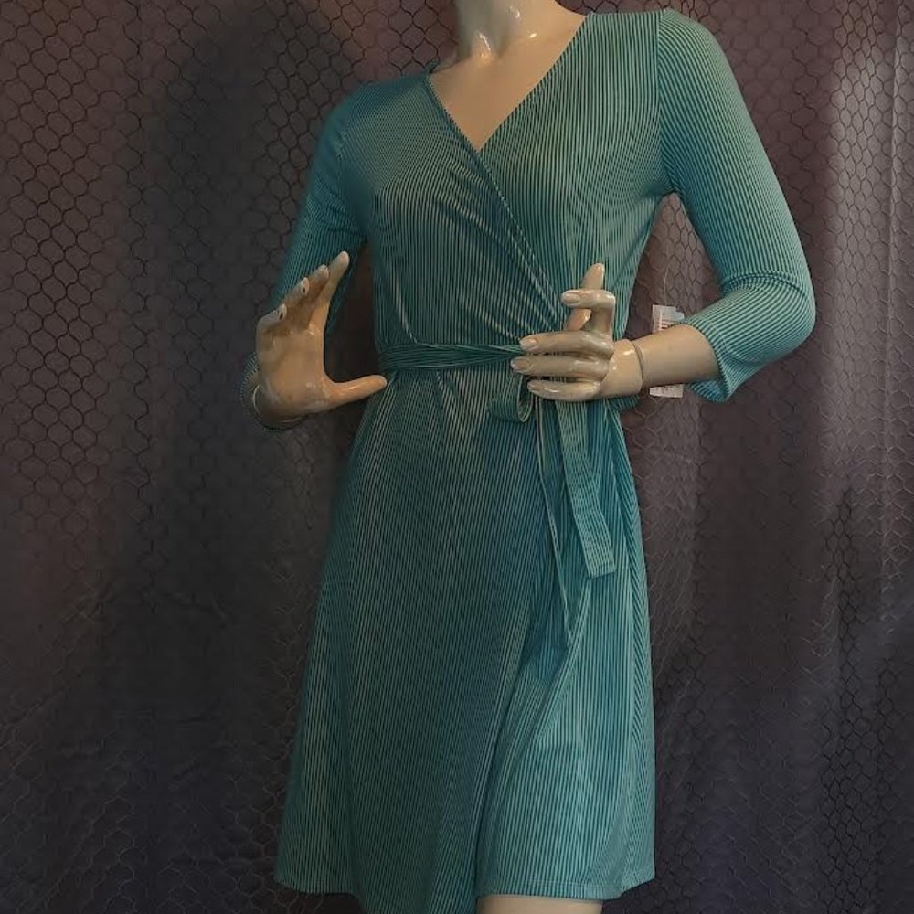Lularoe Michelle Wrap Dress in Teal Blue and White Stripe Print Size XS